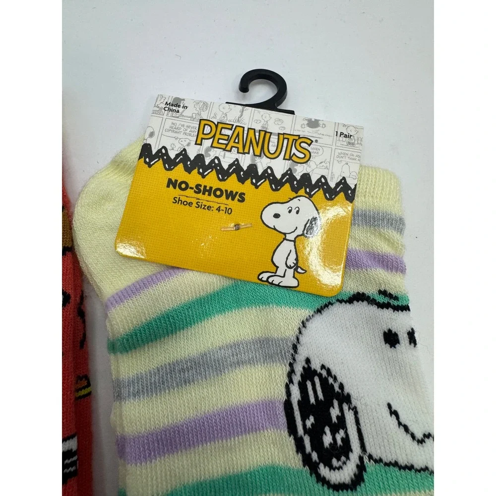 2 Lot Peanuts Snoopy Socks Women 4-11 Multicolor Ankle No Show Striped Polka Dot